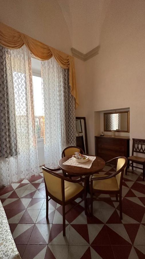 La Dimora Del Barone Hotell Vernole Exteriör bild